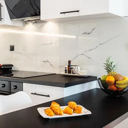 Sail Away In Kalamata, Marina Serenity Appartement *