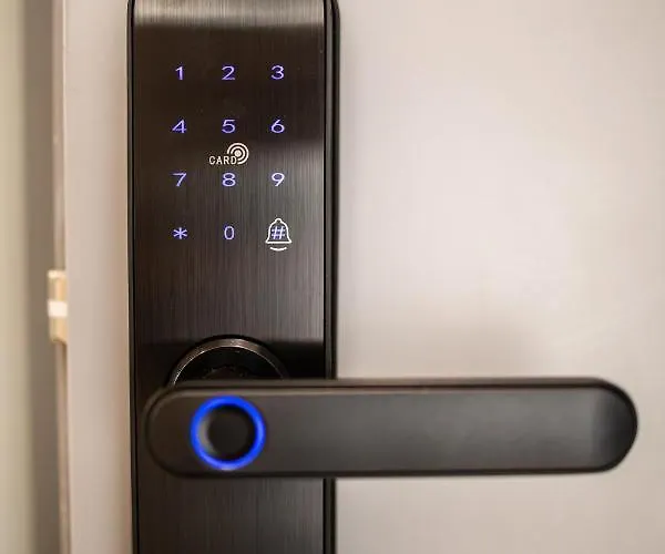 شقة Sail Away In Kalamata, Marina Serenity *