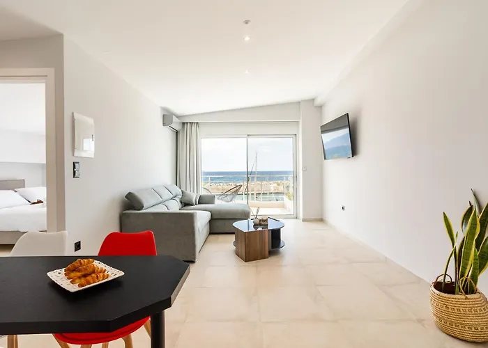 Sail Away In Kalamata, Marina Serenity * كالاماتا