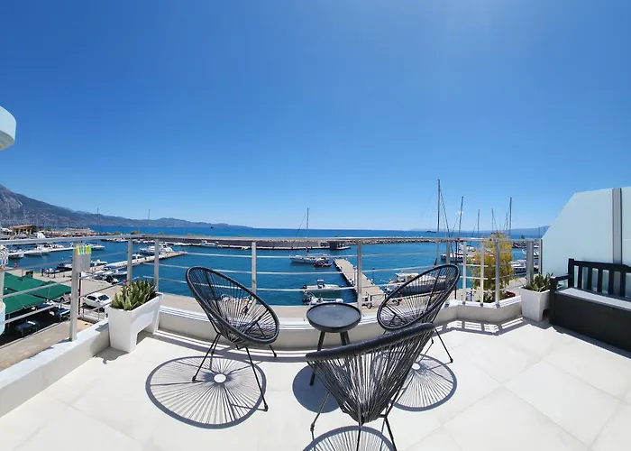 Sail Away In Kalamata, Marina Serenity * كالاماتا